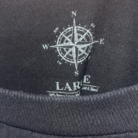 Compass Buffet boys tee Large - Picture 2 of 2